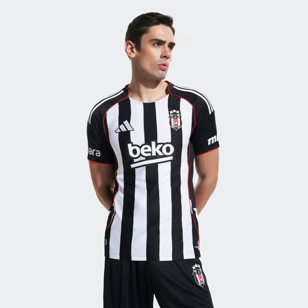 Beşiktaş JK 2025/26 Away Fan